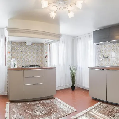 San Marco Apartments 1 & 2 * Venezia